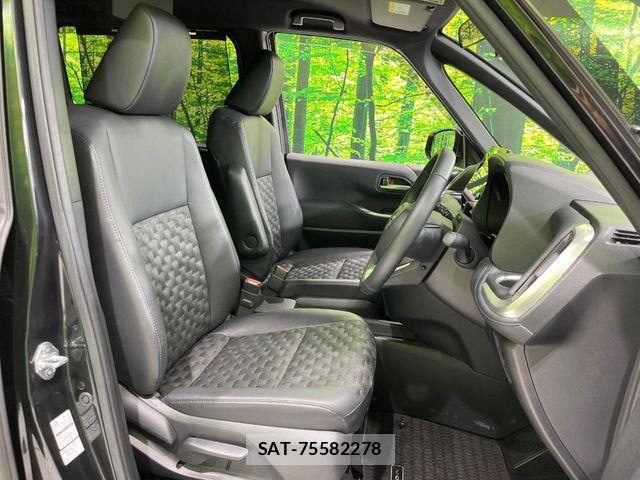 Toyota VOXY HYBRID 2023-09 7227045-9