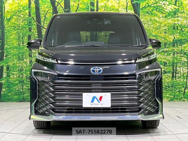Toyota VOXY HYBRID 2023-09 7227045-15
