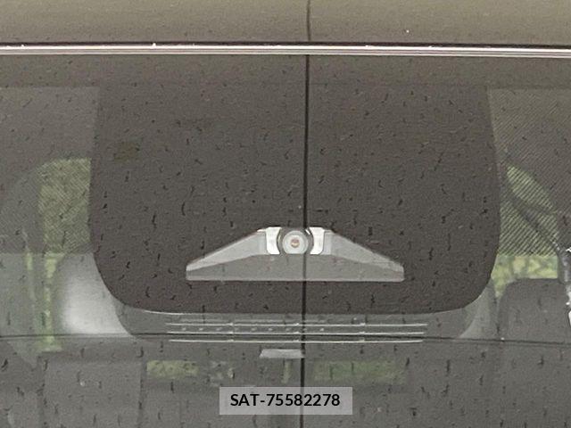 Toyota VOXY HYBRID 2023-09 7227045-2
