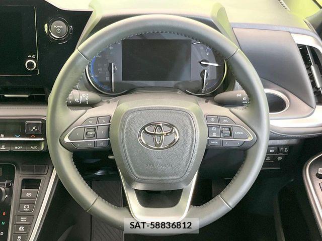 Toyota VOXY HYBRID 2025-07 7227061-11