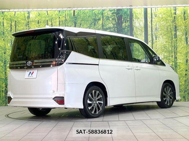 Toyota VOXY HYBRID 2025-07 7227061-16
