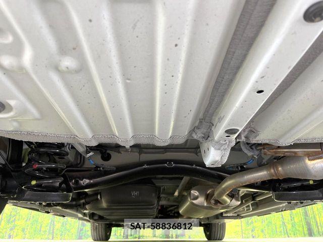 Toyota VOXY HYBRID 2025-07 7227061-18