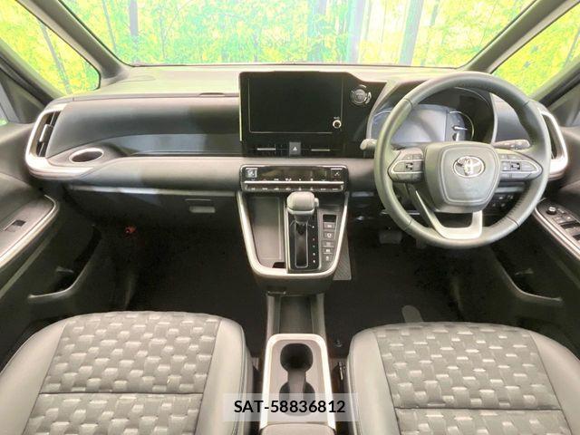 Toyota VOXY HYBRID 2025-07 7227061-1