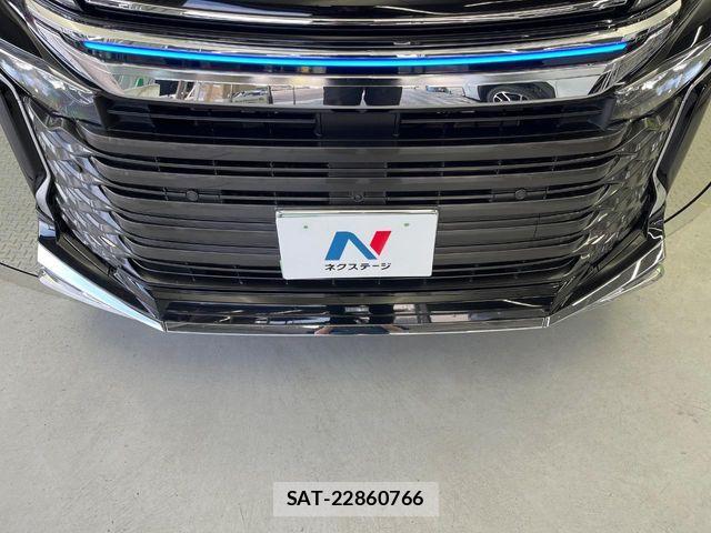 Toyota VOXY HYBRID 2022-06 7227031-3