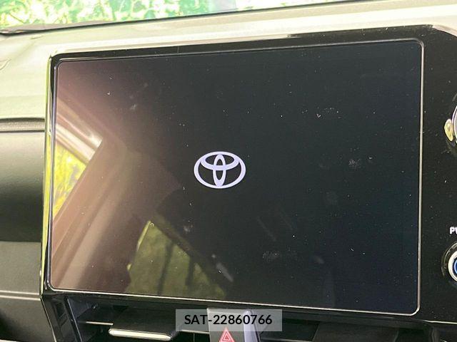 Toyota VOXY HYBRID 2022-06 7227031-4
