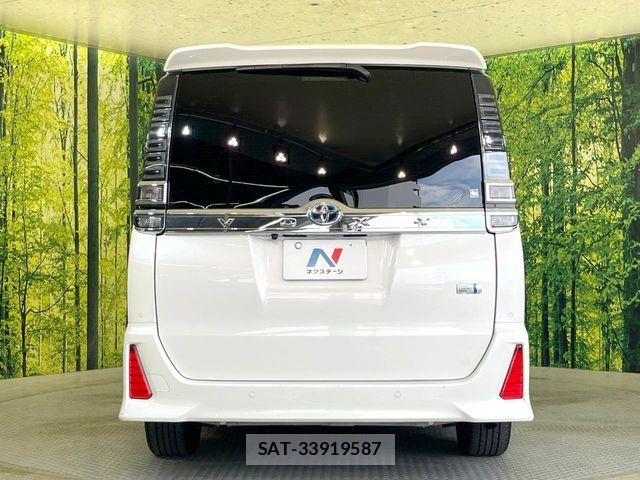 Toyota VOXY HYBRID 2021-07 7227026-15