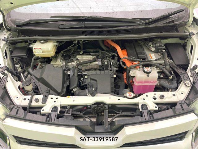 Toyota VOXY HYBRID 2021-07 7227026-17