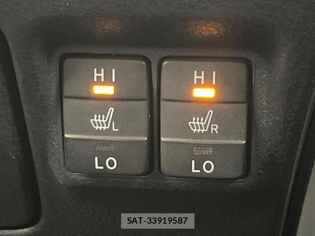 Toyota VOXY HYBRID 2021-07 7227026-5