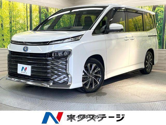 Toyota VOXY HYBRID 2022-03 7227028-0