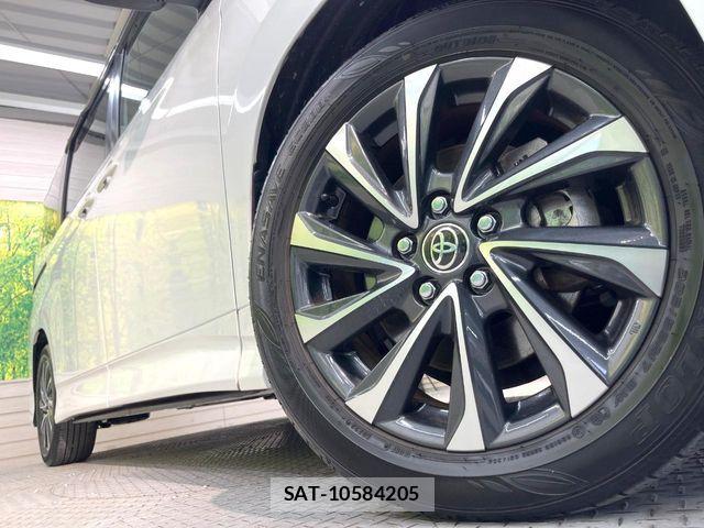 Toyota VOXY HYBRID 2022-03 7227028-13