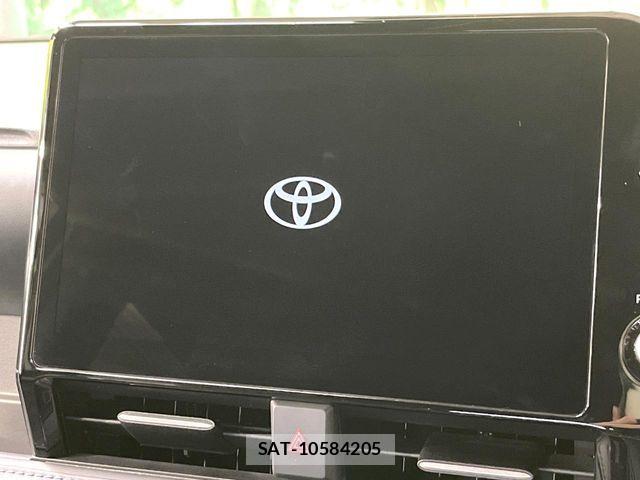 Toyota VOXY HYBRID 2022-03 7227028-2