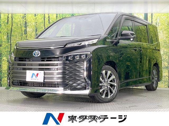 Toyota VOXY HYBRID 2023-02 7227040-0