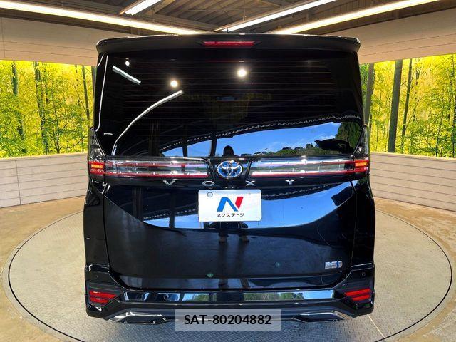 Toyota VOXY HYBRID 2023-06 7227043-14