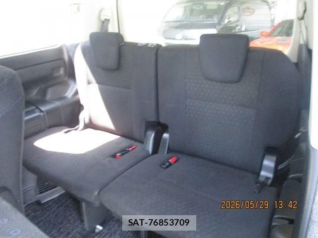 Toyota VOXY HYBRID 2016-01 7227005-15