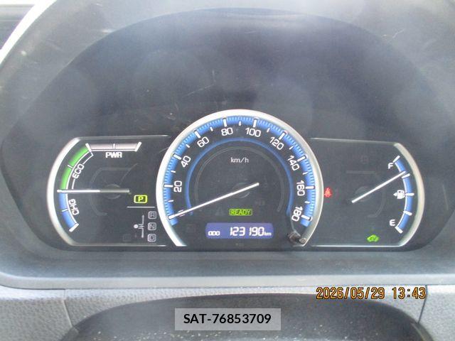 Toyota VOXY HYBRID 2016-01 7227005-22