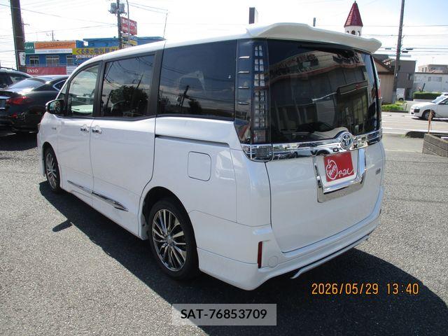 Toyota VOXY HYBRID 2016-01 7227005-4