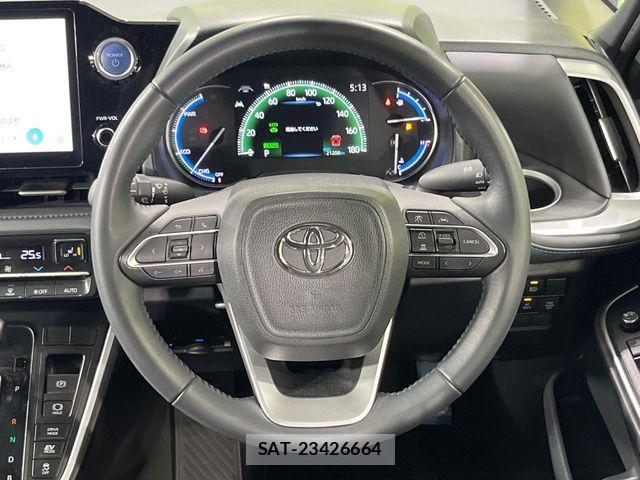 Toyota VOXY HYBRID 2022-12 7227038-11