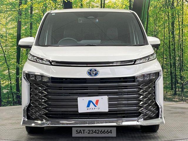 Toyota VOXY HYBRID 2022-12 7227038-14
