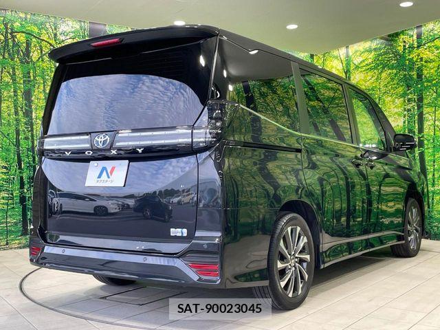 Toyota VOXY HYBRID 2022-09 7227032-16