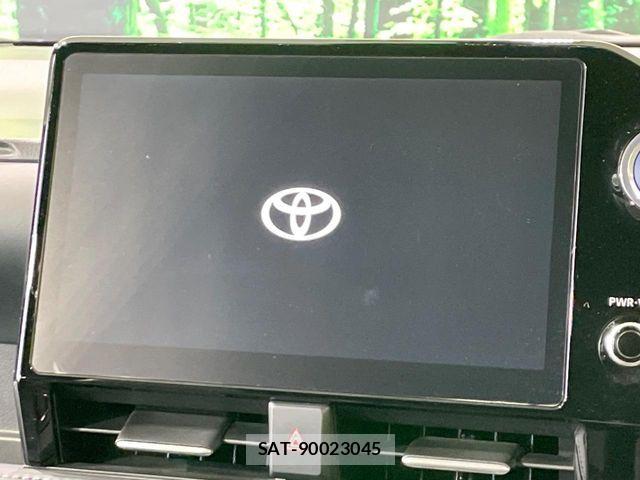 Toyota VOXY HYBRID 2022-09 7227032-2