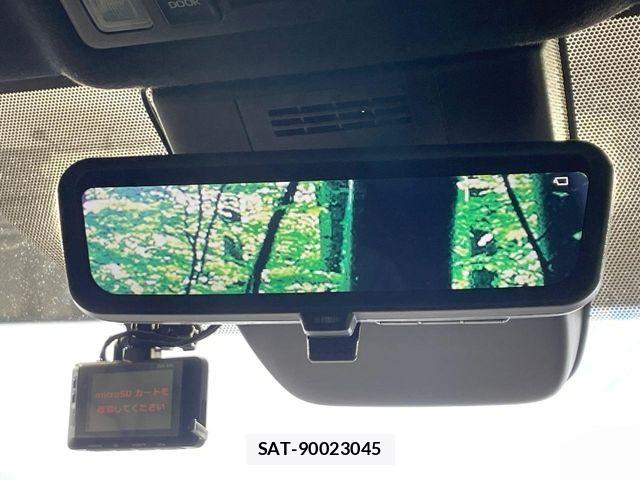 Toyota VOXY HYBRID 2022-09 7227032-5