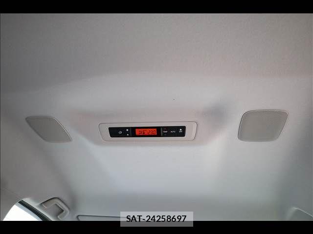 Toyota VOXY HYBRID 2014-05 7227000-15
