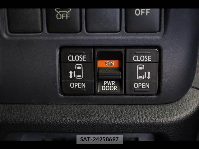 Toyota VOXY HYBRID 2014-05 7227000-3