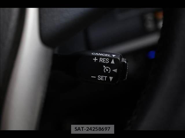 Toyota VOXY HYBRID 2014-05 7227000-7