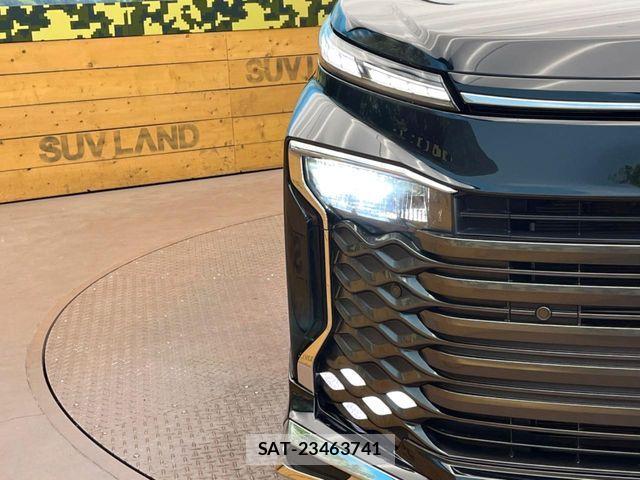 Toyota VOXY HYBRID 2023-03 7252816-12