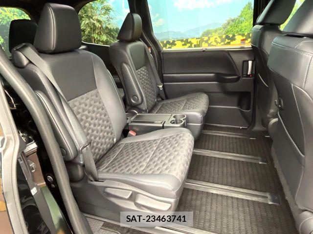 Toyota VOXY HYBRID 2023-03 7252816-8