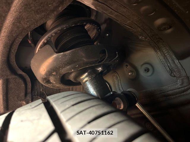 Toyota VOXY HYBRID 2024-07 7252809-19