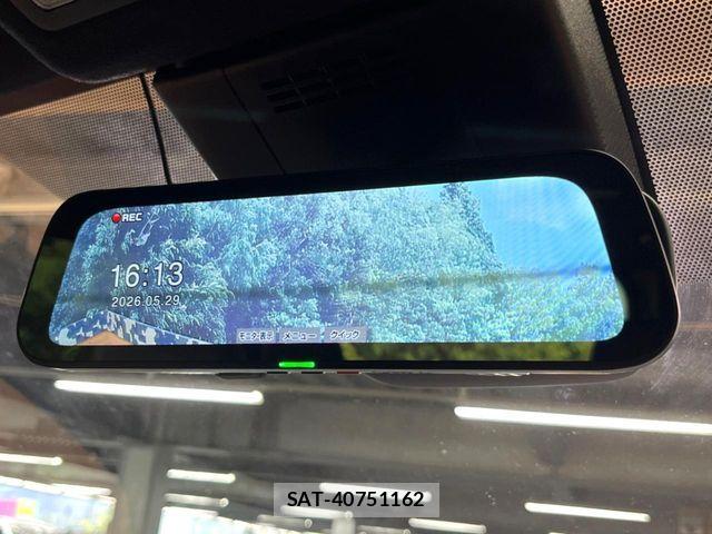 Toyota VOXY HYBRID 2024-07 7252809-8