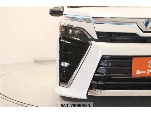 Toyota VOXY HYBRID 2019-05 7252827-15