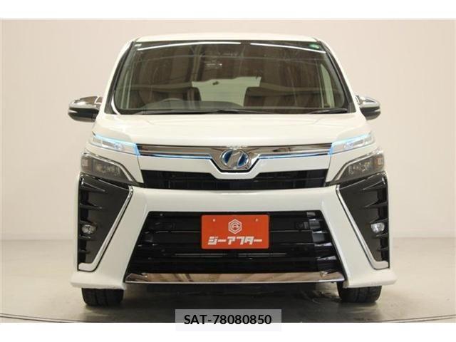 Toyota VOXY HYBRID 2019-05 7252827-6