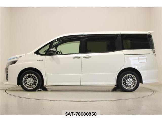 Toyota VOXY HYBRID 2019-05 7252827-8