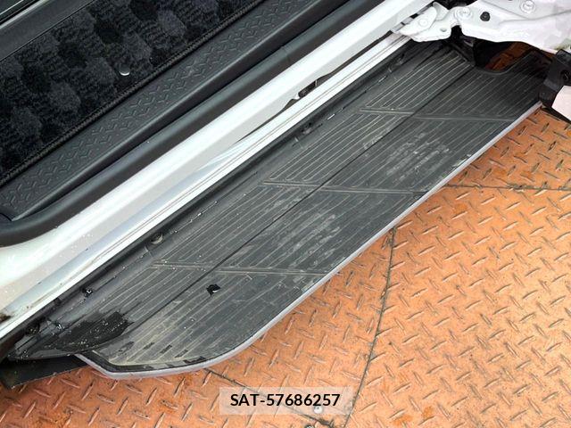 Toyota VOXY HYBRID 2023-05 7252815-2