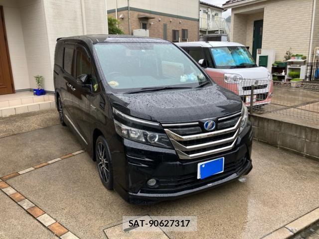 Toyota VOXY HYBRID 2015-12 7252826-1