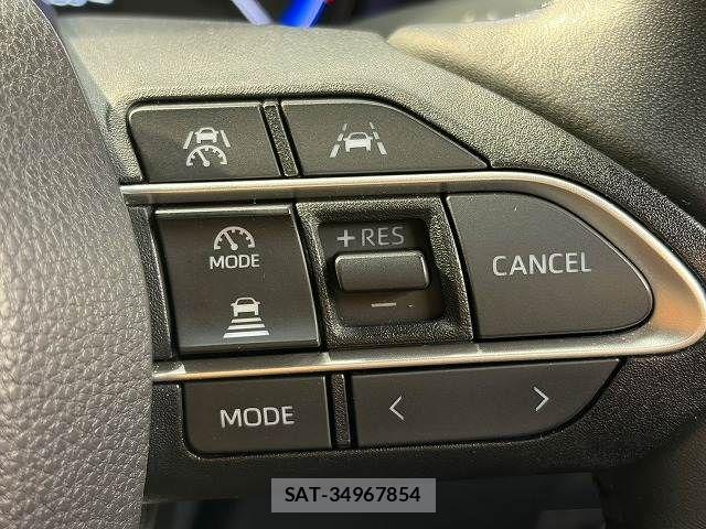 Toyota VOXY HYBRID 2023-05 7252814-11