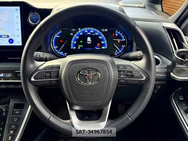 Toyota VOXY HYBRID 2023-05 7252814-12