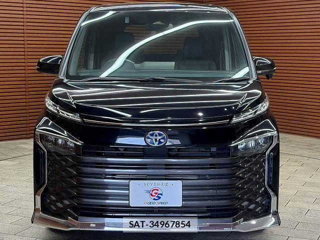 Toyota VOXY HYBRID 2023-05 7252814-16