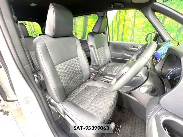 Toyota VOXY HYBRID 2023-09 7252810-7