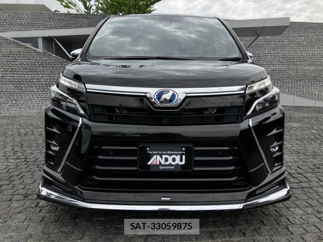 Toyota VOXY HYBRID 2019-04 7252825-5
