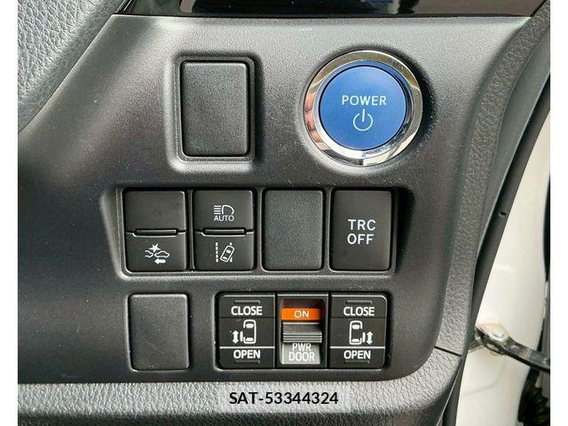 Toyota VOXY HYBRID 2021-03 7252821-11