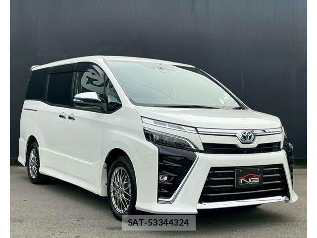 Toyota VOXY HYBRID 2021-03 7252821-2