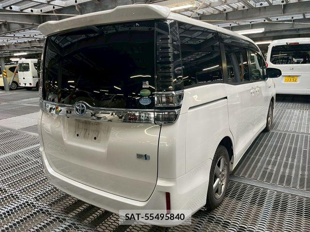 Toyota VOXY HYBRID 2017-08 7252824-4