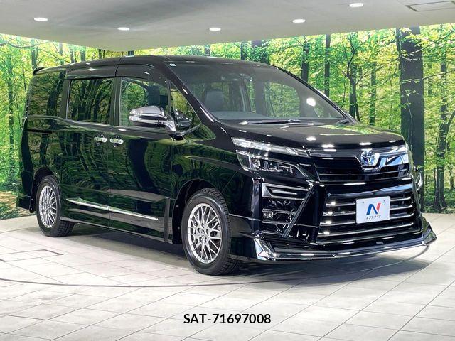 Toyota VOXY HYBRID 2021-02 7252820-16