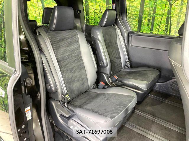Toyota VOXY HYBRID 2021-02 7252820-8
