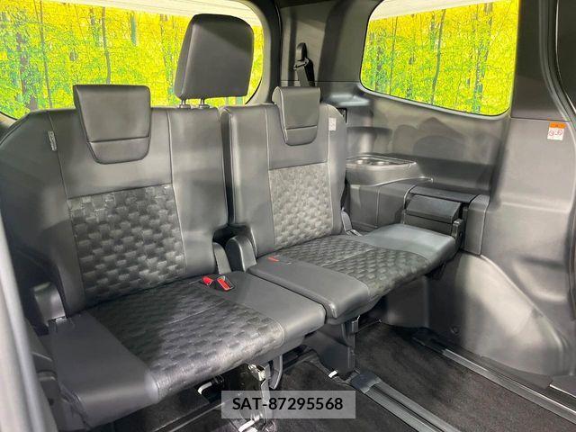 Toyota VOXY HYBRID 2025-09 7252812-9
