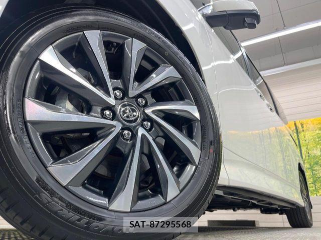 Toyota VOXY HYBRID 2025-09 7252812-13