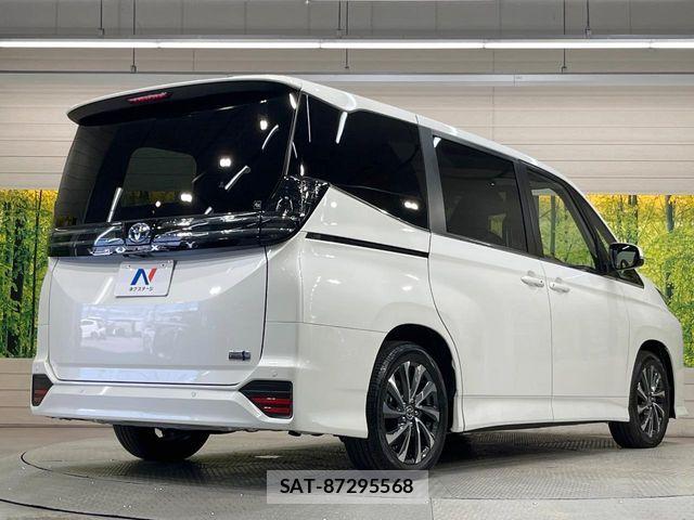 Toyota VOXY HYBRID 2025-09 7252812-16